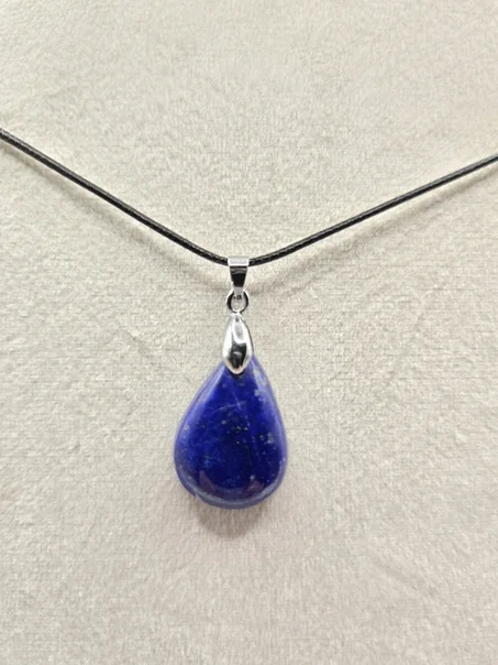 Pendentif "Lapis lazuli" قلادة من حجر اللازورد