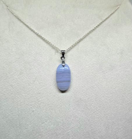 Pendentif " Calcédoine bleue"