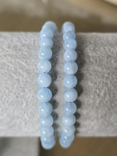 Bracelet " aigue marine" 5 à 6mm