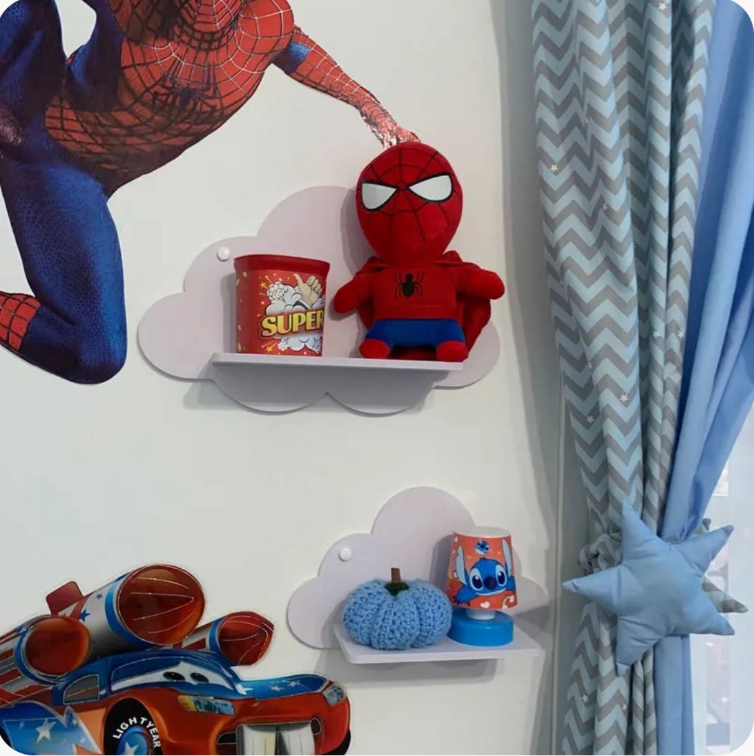 رف على شكل سحابة