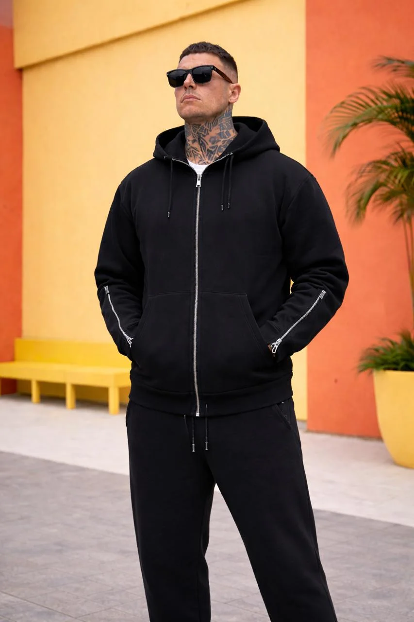 طقم للرجال بستايل عصري