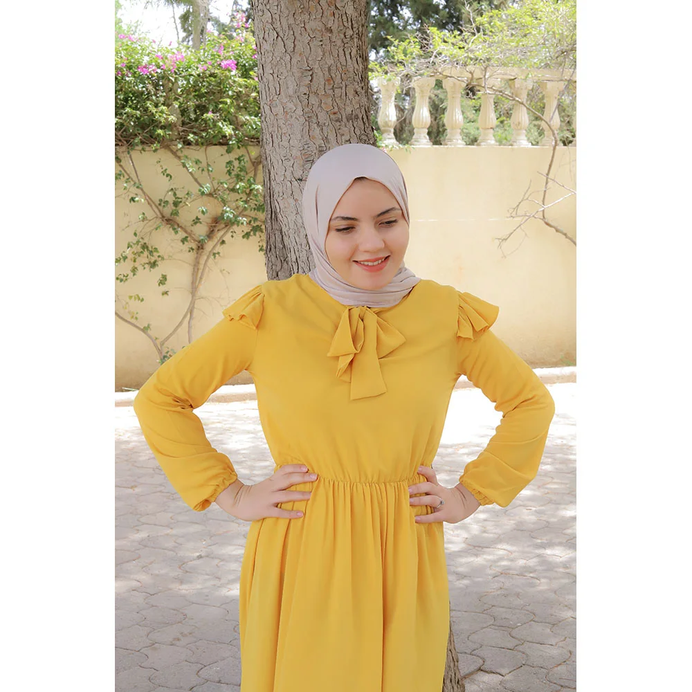 Robe avec Cravate Jaune