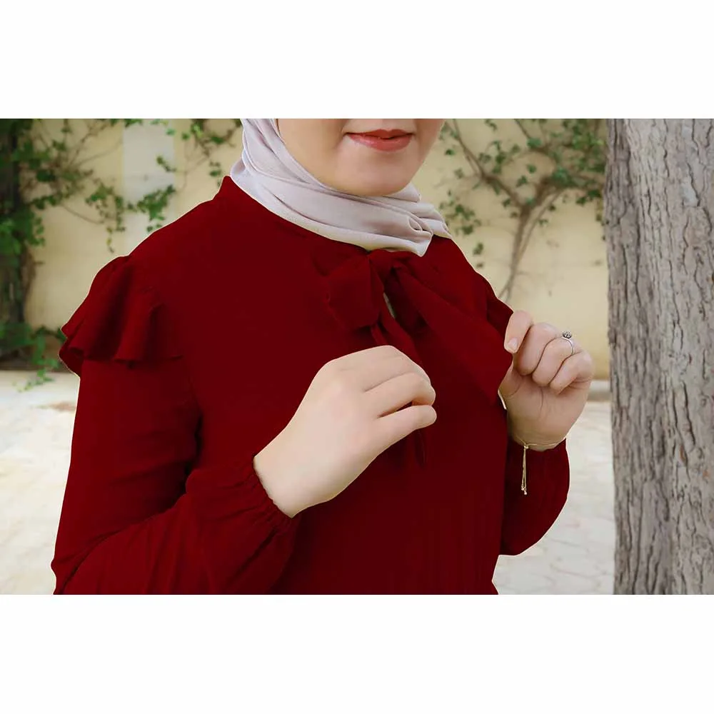 Robe avec Cravate Rouge Bordeaux