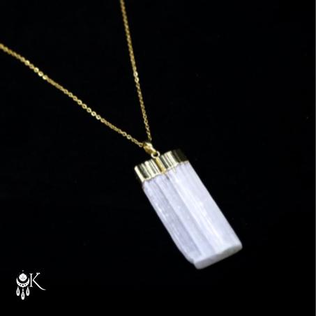 Collier en acier inoxydable avec pendentif en cristal de roche