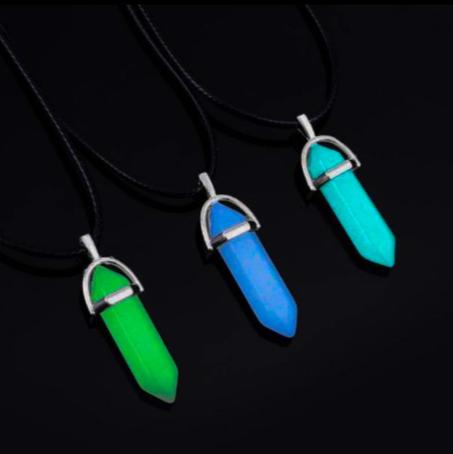 Luminous crystal necklace
