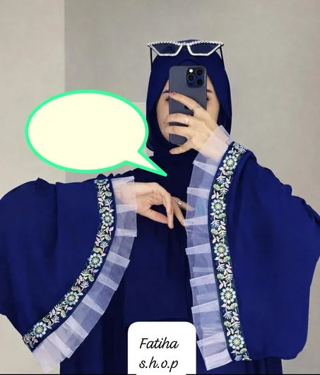 عباية كلوش بأكمام عريضة