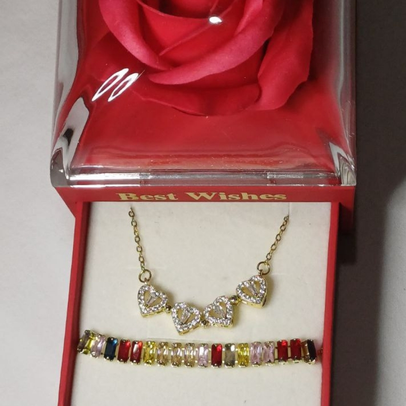 Boîte d'amour boîte rouge-الصندوق الأحمر صندوق الحب