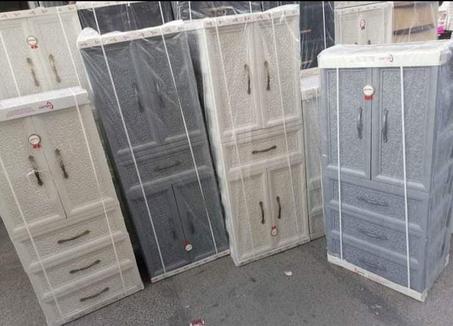 بلاكار زوين أو صحيح + عام ديال ضمان من طرف شركة ابو مالك