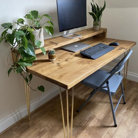 Bureau rustique pour bureau à domicile, pieds en épingle à cheveux, pieds en acier, bureau de récupération, bureau en bois avec étagère
