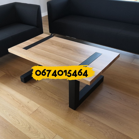 Table basse en bois sur socle en acier // Fait main