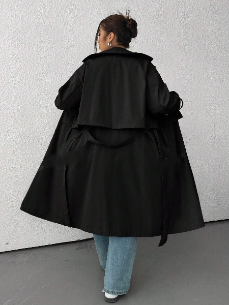 Manteau tendance  en deux pièces, à porter de quatre façons