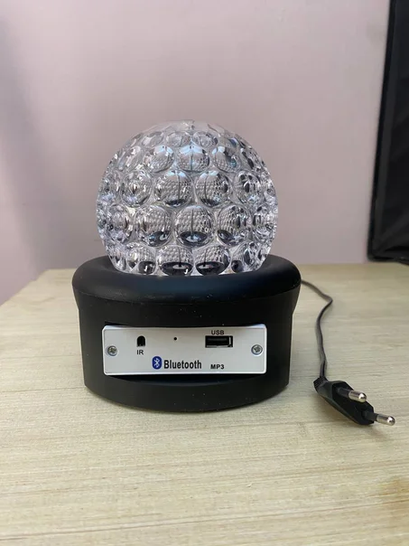 Boule magique Disco Ball haut-parleur Bluetooth, USB, colorée, rotative à 360 degrés  6 Colors
