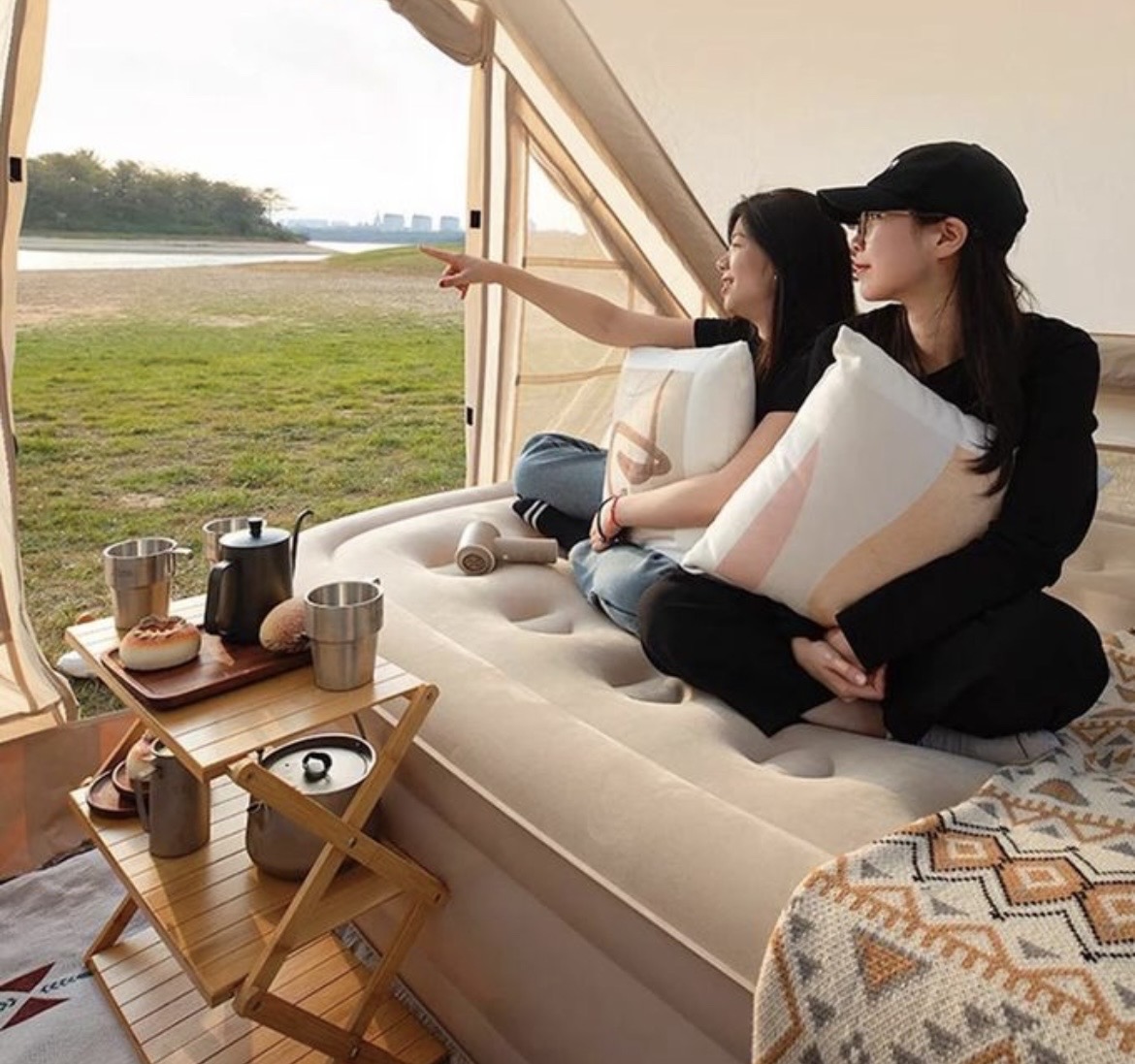 🏕️ سرير هوائي فاخر + مضخة كهربائية ⚡+ مخدة+ حقيبة مريح و سهل التخزين مثالي للمنزل و التخييم