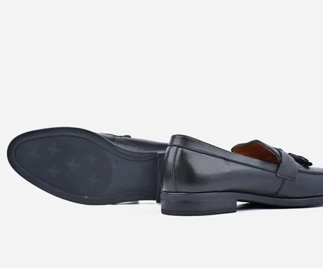 Chaussure en cuir noir haut de gamme haut de gamme