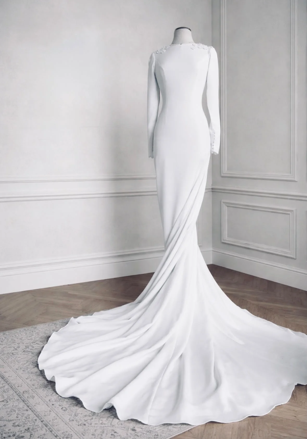 Long-Sleeve Mermaid Bridal Gown