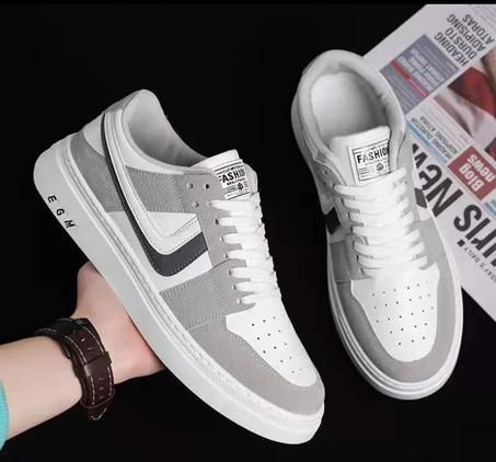 حذاء رياضي انيق