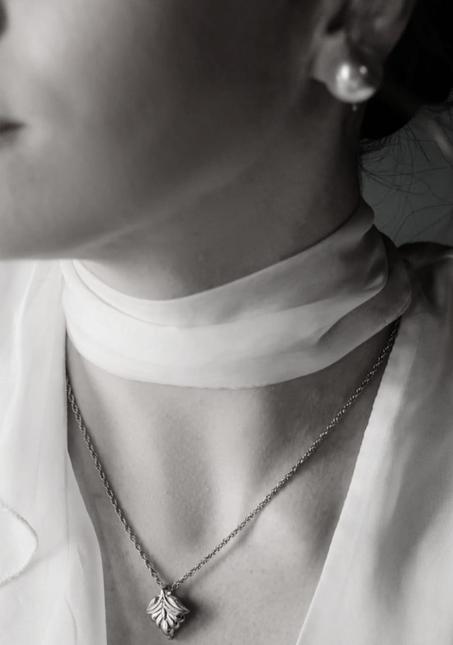 Ensembles de boucles et collier