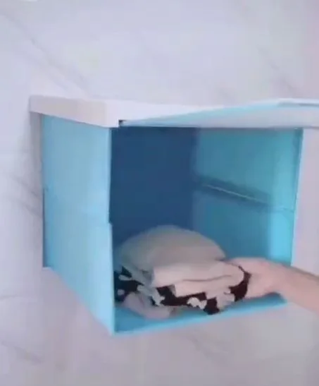 مرتبة الملابس للدوش