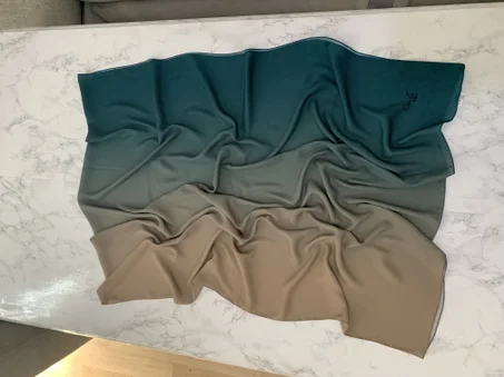 Chale crêpe de soie dégradée