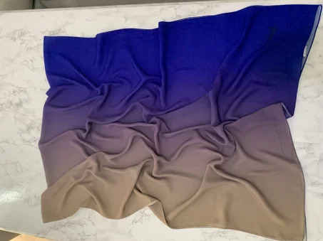 Chale crêpe de soie dégradé