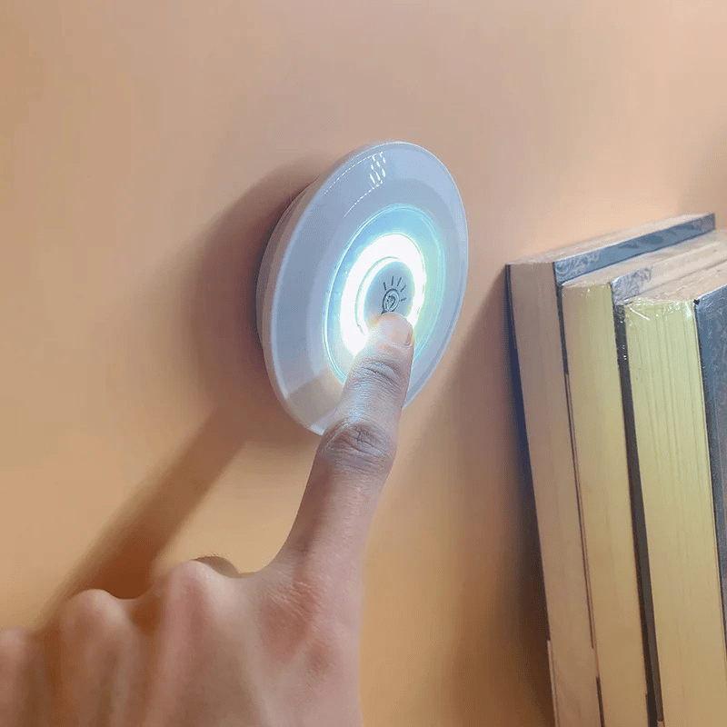 3 مصابيح LED مع جهاز تحكم عن بعد سهلة التركيب و بتصميم عصري و مميز