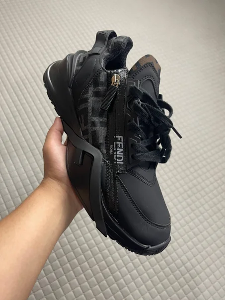 ZAPATILLAS FENDI HOMBRE