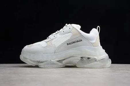 BALENCIAGA TRIPLE S