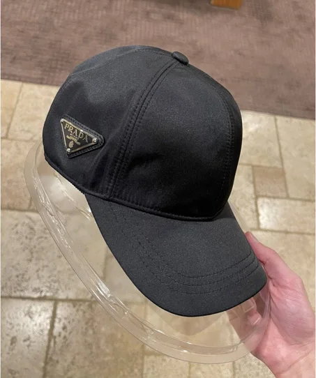 GORRA PRADA