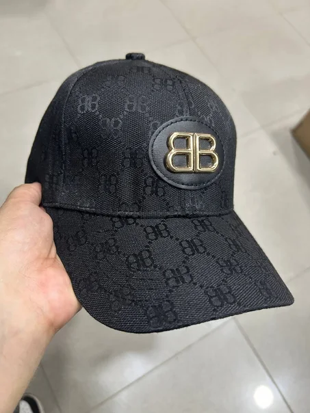 GORRA BALENCIAGA