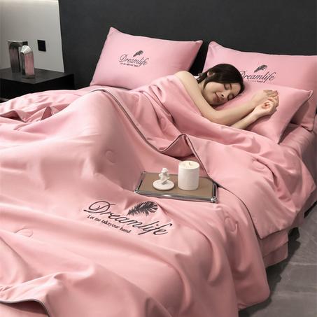 ICE SILK DUVET: COOL AND LUXURIOUS COMFORT (230 x 200 cm) / Pink