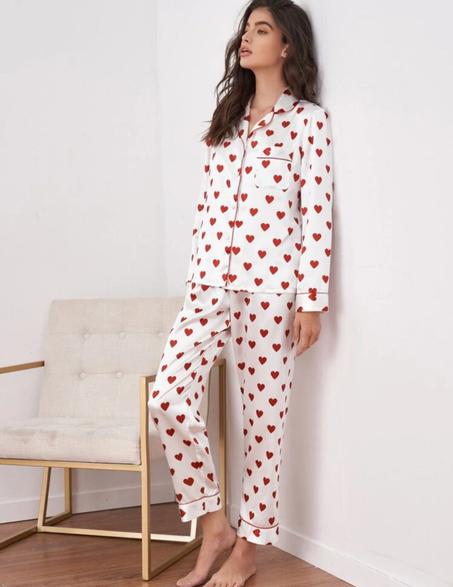 بيجامة القلوب