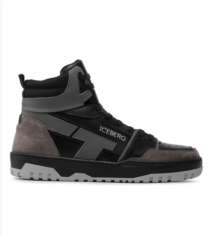 Les baskets montantes de la marque Iceberg