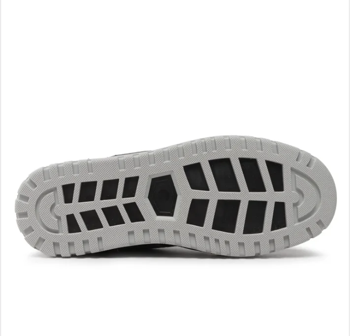 Les baskets montantes de la marque Iceberg