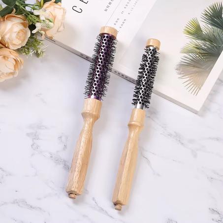 فرشاة الاستشوار هي أداة مبتكرة جميع أنواع الشعر