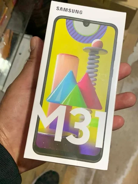 Samsung Galaxy M31 6.4" (6Go, 128Go) Android 64MP+5MP+5MP+8MP/32MP