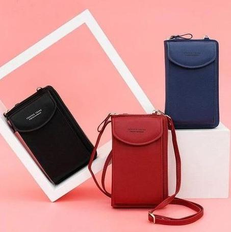 حقيبة بتصميم عصري و عملي