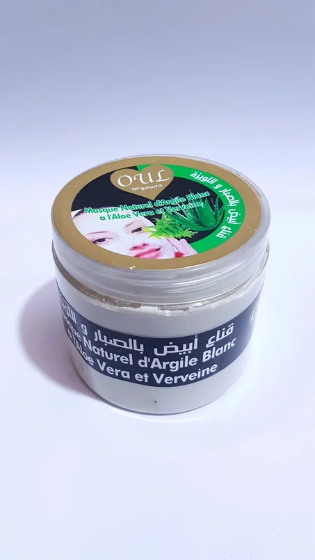 قناع ابيض بالصبار واللوزيزة