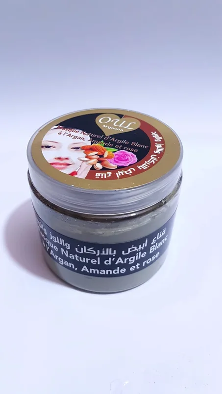 قناع ابيض بالاركان واللوز والورد