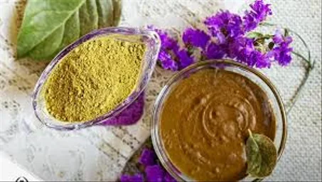 تبرمة وصباغة الشعر والحناء