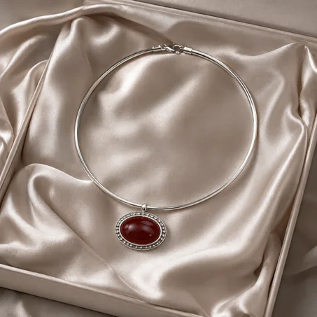 Red Dune Aqeeq Necklace