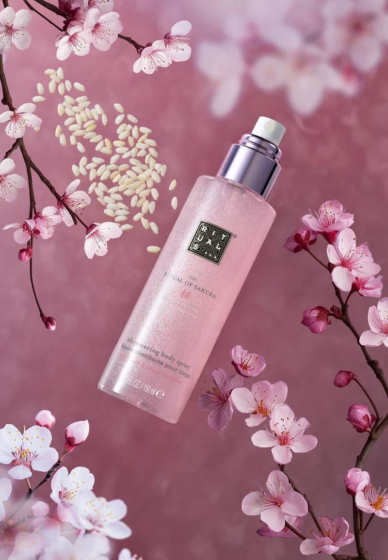 Le Sakura Shimmering Body Spray