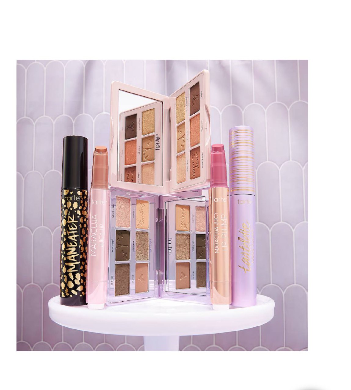 Le Kindness Café Collector’s Makeup Set de Tarte