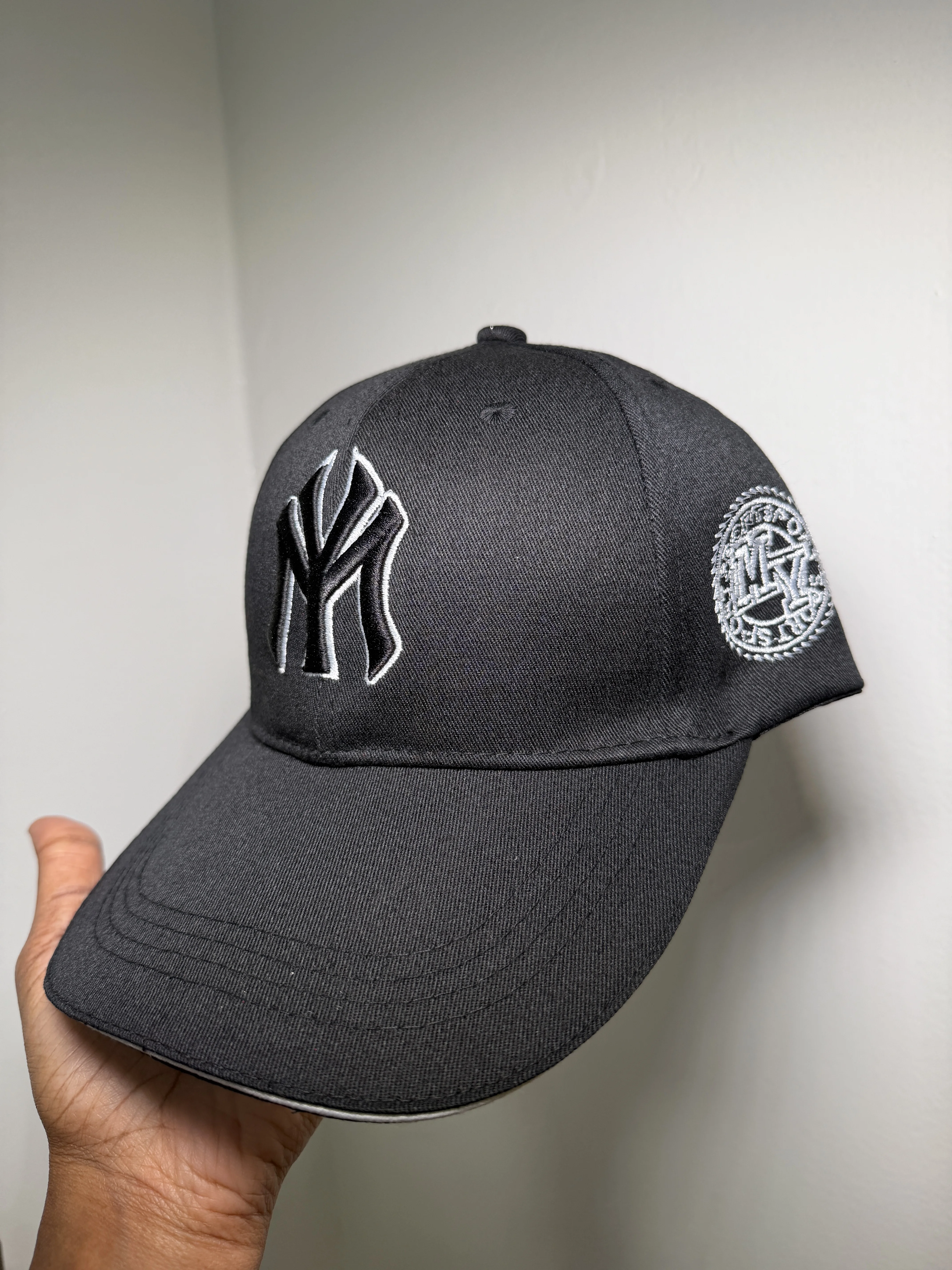 Chapeau NY - Noir & Blanc