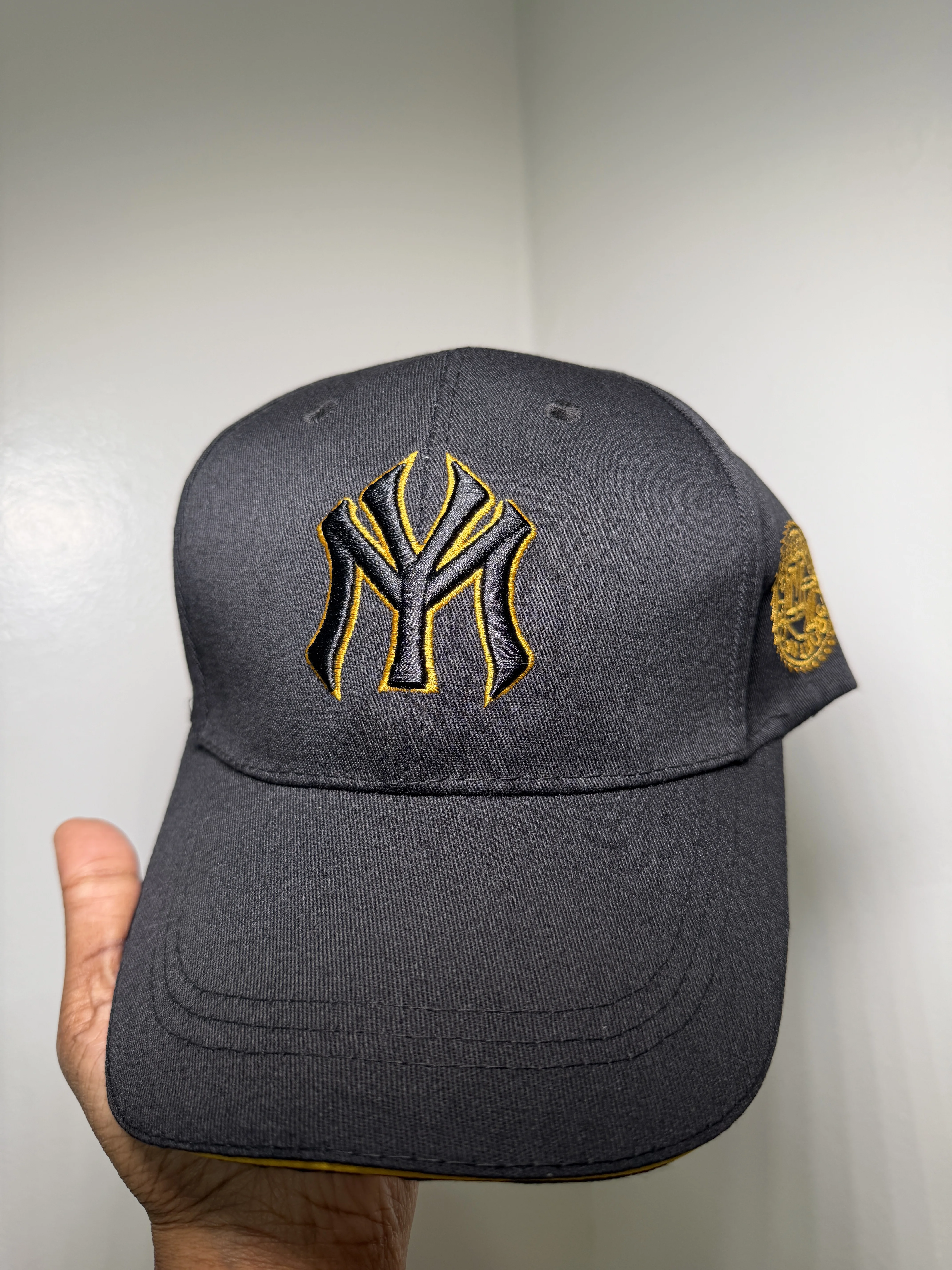 Chapeau - Black & Yellow