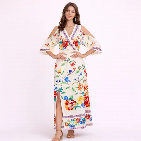 Robe à imprimé floral à épaules dénudées