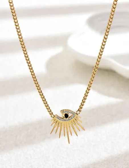 Collier avec pendentif oeil