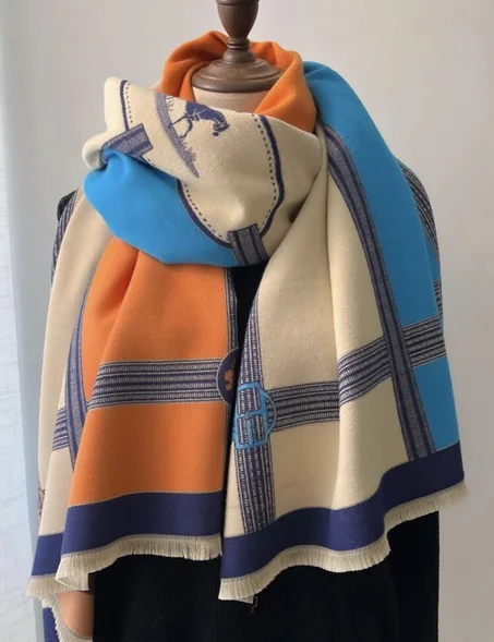 Echarpe design cheval