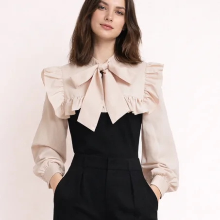 Blouse à volants à noeuds