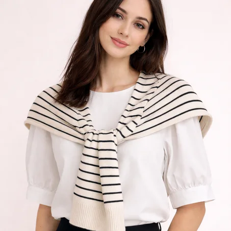 Châle tricoté à rayures