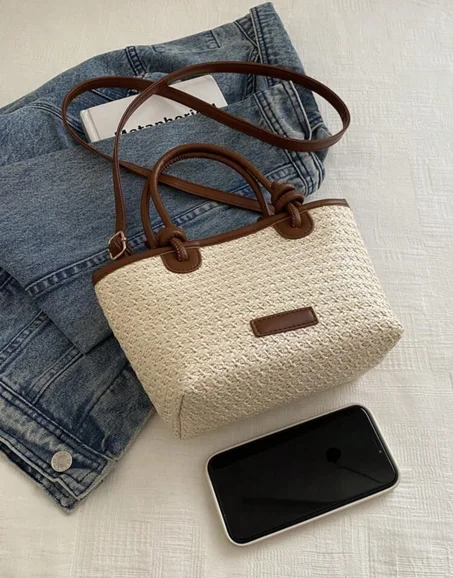 Sac à bandoulière en paille